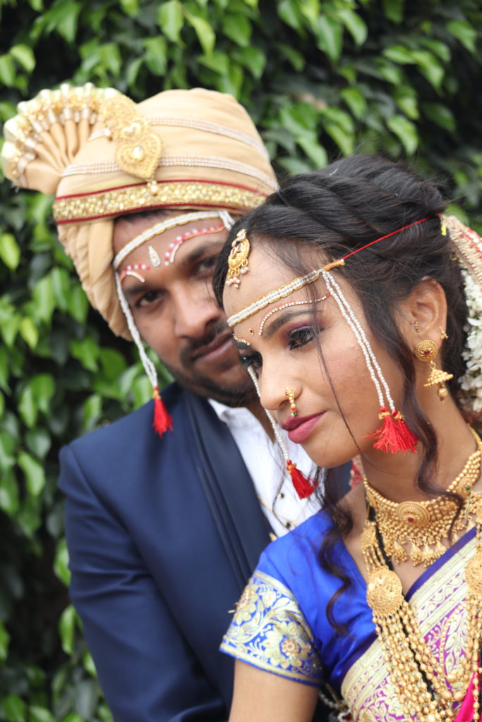Maharashtrian Nauvari Saree Photoshoot Poses & Looks | Top 50+ Poses In  Nauvari saree | Bridal Looks - YouTube