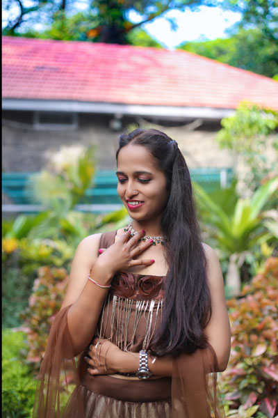 Empress Garden Pre Wedding Shoot in Pune