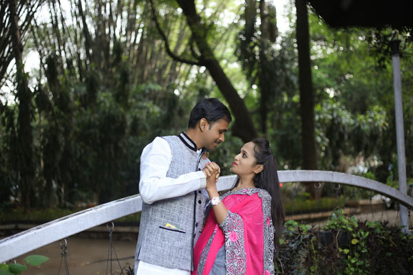 Empress Garden Pre Wedding Shoot in Pune