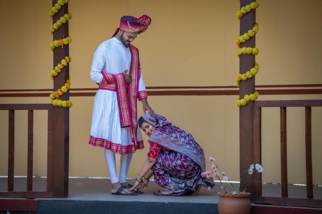 Pre-Wedding Shoot in PBA Film City,
Couple Marathi Traditional Look pose